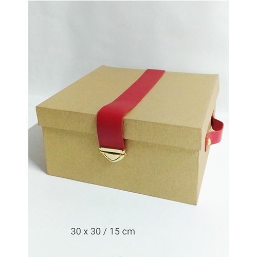 

Box Kado/Box Hampers/Packaging Aksesoris Model Map Pakai Kunci Penutup