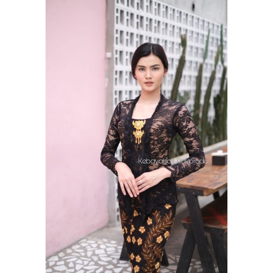 KEBAYA BALI KEBAYA BED KLIM PANJANG KEBAYA KONDANGAN KEBAYA WISUDA