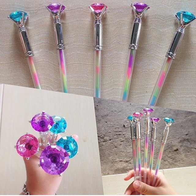 

pena colourful rainbow 7 warna 1 pena