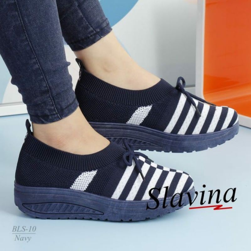 Sepatu wanita Slavina kets