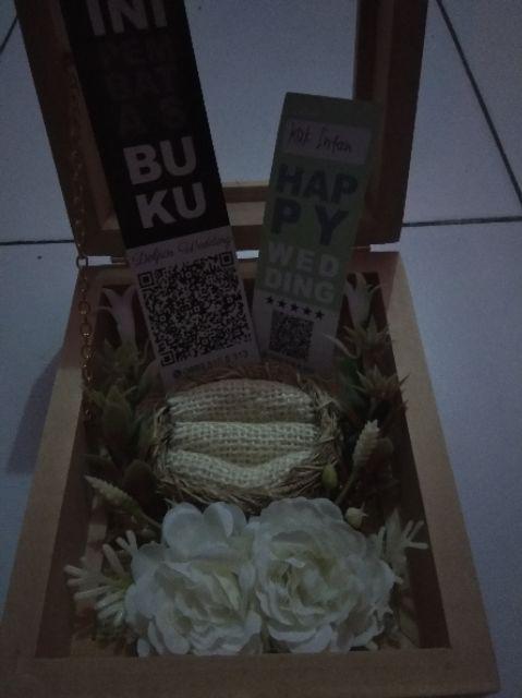Kotak Cincin Kayu + Bunga Untuk Seserahan/ Kcb