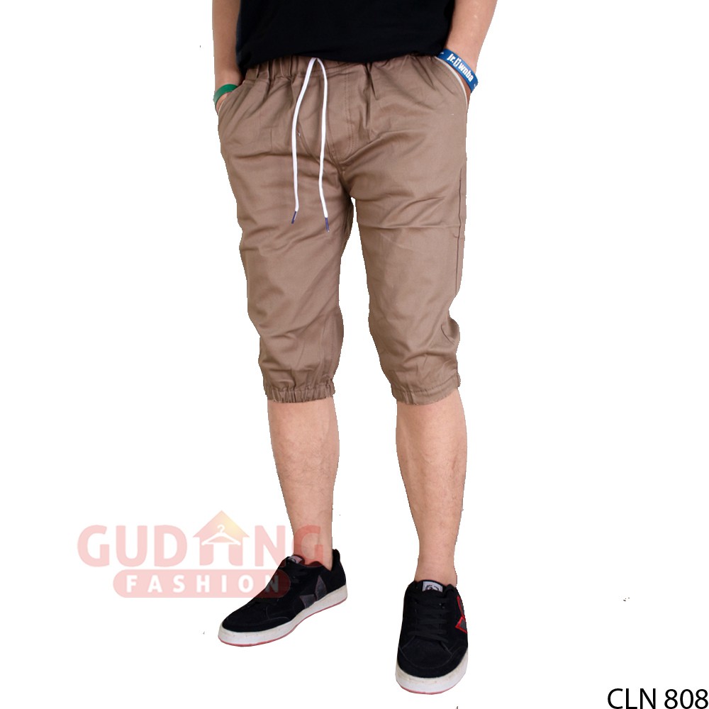 Celana Jogger Pendek Cowok Keren - CLN 808