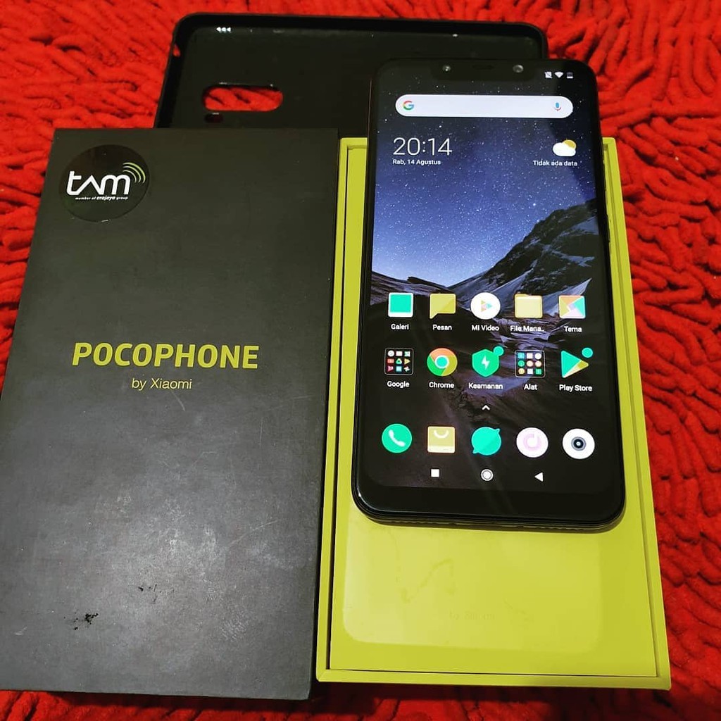 Handphone Xiaomi Pocophone F1 6/128