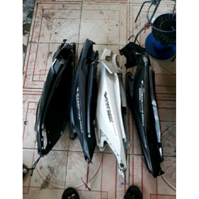 BODY VARIO 150 LED KIRI KANAN ORIGINAL COPOTAN