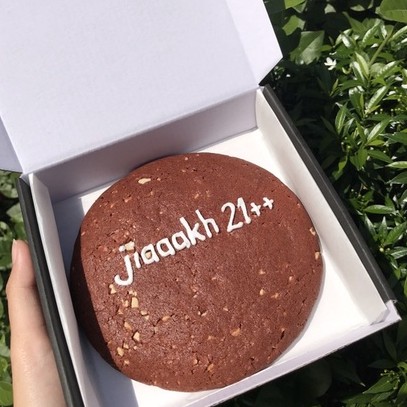 

GIANT RED VELVET COOKIE CAKE / BIRTHDAY COOKIE / BIRTHDAY VALENTINE CAKE