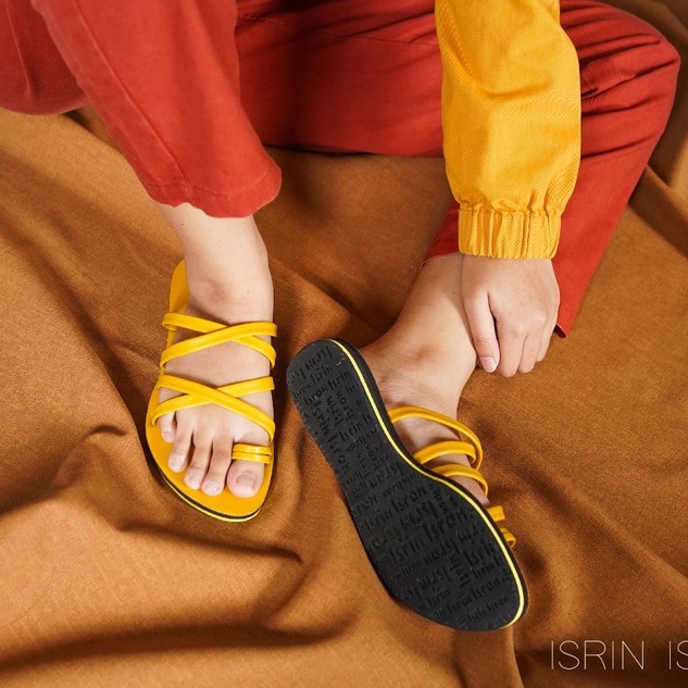 ISRIN ISRAN ORIGINAL KIREINA Sandal Tali Wanita Sendal Slip On Teplek