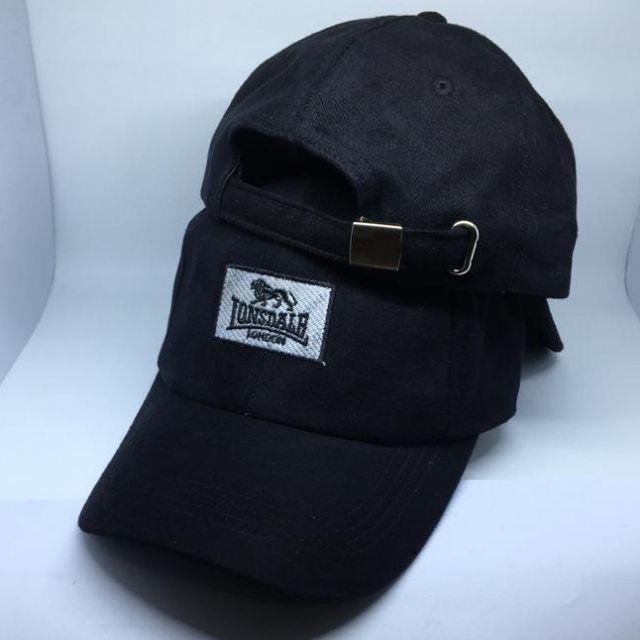 TOPI PRIA POLO CAPS CASUAL WEEKEND OFFENDER-Lonsdale hitam