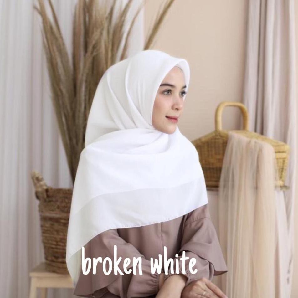 Terkini ZNKZ7 [[]] JILBAB BELLA SQUARE Segiempat BROKEN WHITE (PUTIH TULANG) 77 Kirim Langsung