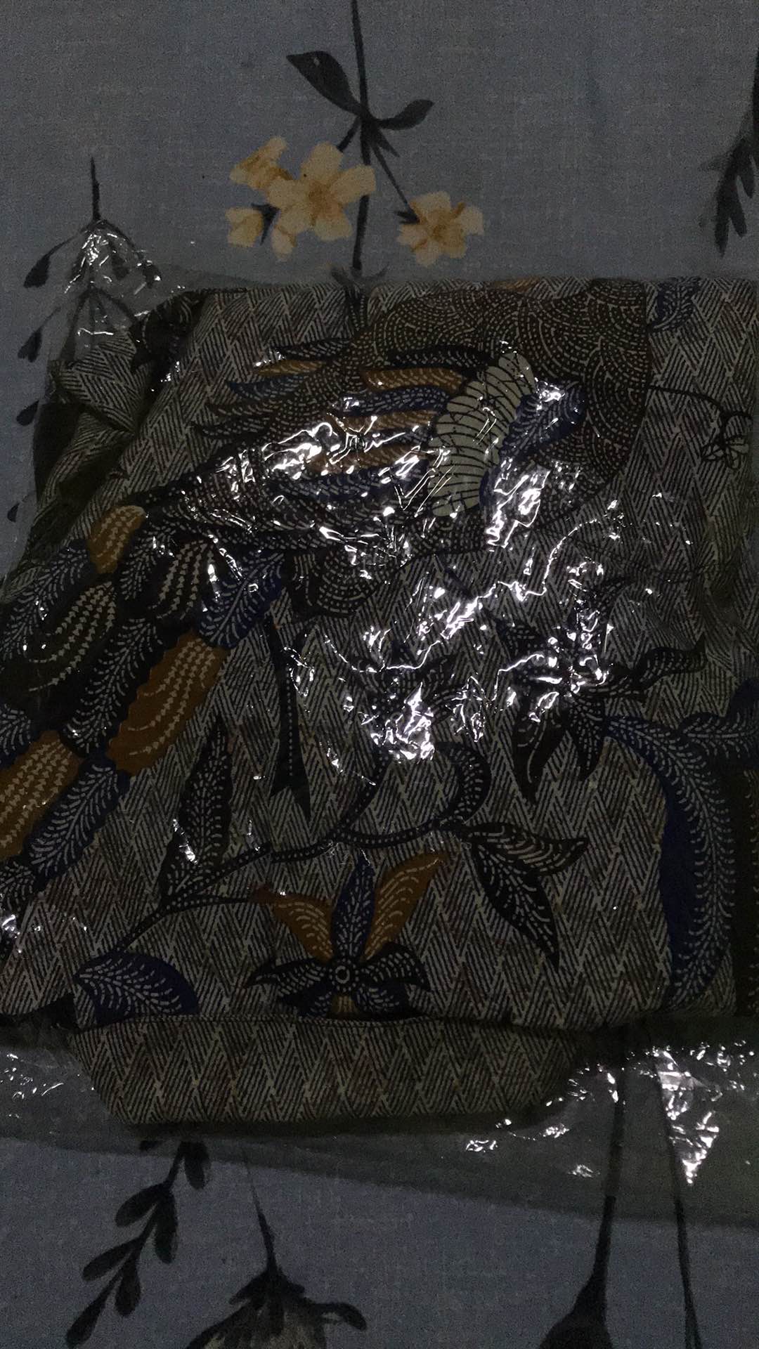 Arjuna Weda Kemeja Batik Pria Cendrawasih