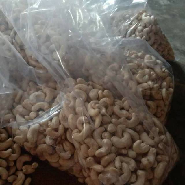 

Kacang Mede Super