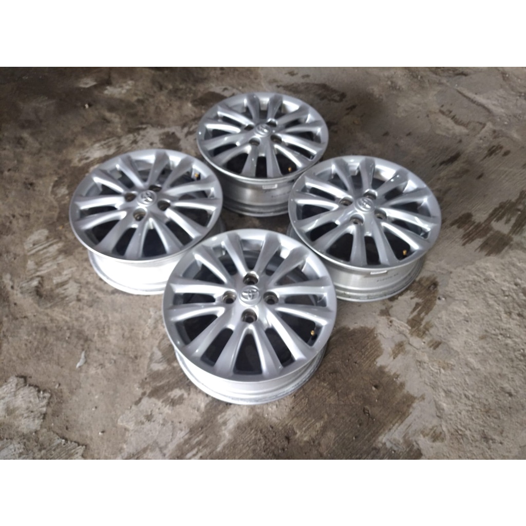 pelek velg mobil std orginal toyota etios ring 15 lubang 4/114