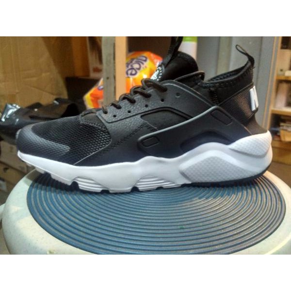 BEST Nike AIR Huarache Ultrw Black & White original