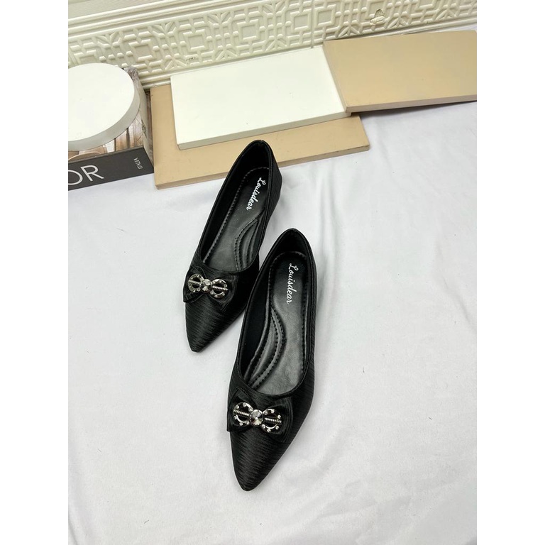 sepatu flat shoes wanita kekinian terbaru Louisdear B83 bahan satin flat shoes