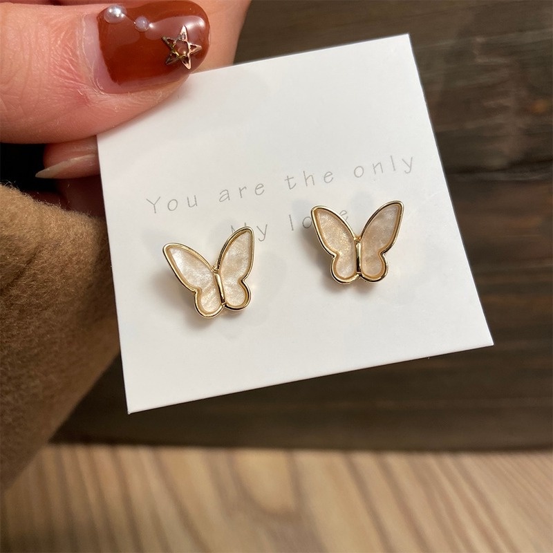 Anting Stud Desain Butterfly Bahan Metal Warna Emas Putih Gaya Korea Untuk Wanita