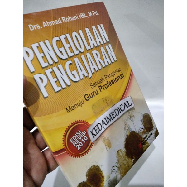 (ORIGINAL) BUKU PENGELOLAAN PENGAJARAN SEBUAH PENGANTAR MENUJU GURU PROFESIONAL