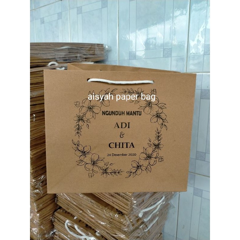 

paper bag sablon/ ukuran 26x18,5x22
