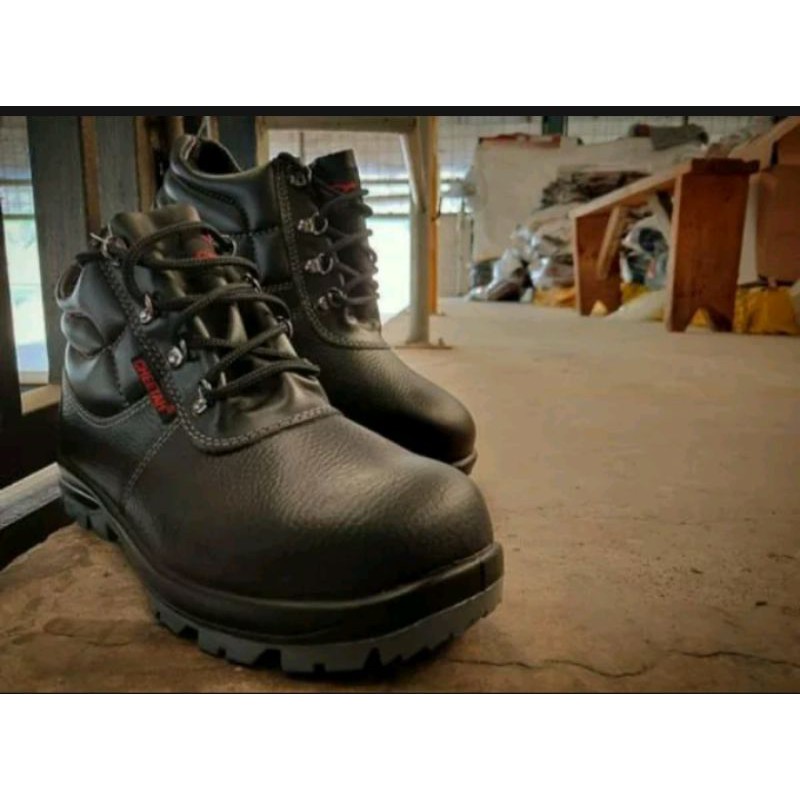 SEPATU SAFETY CHEETAH 7106 HITAM ORIGINAL BARU