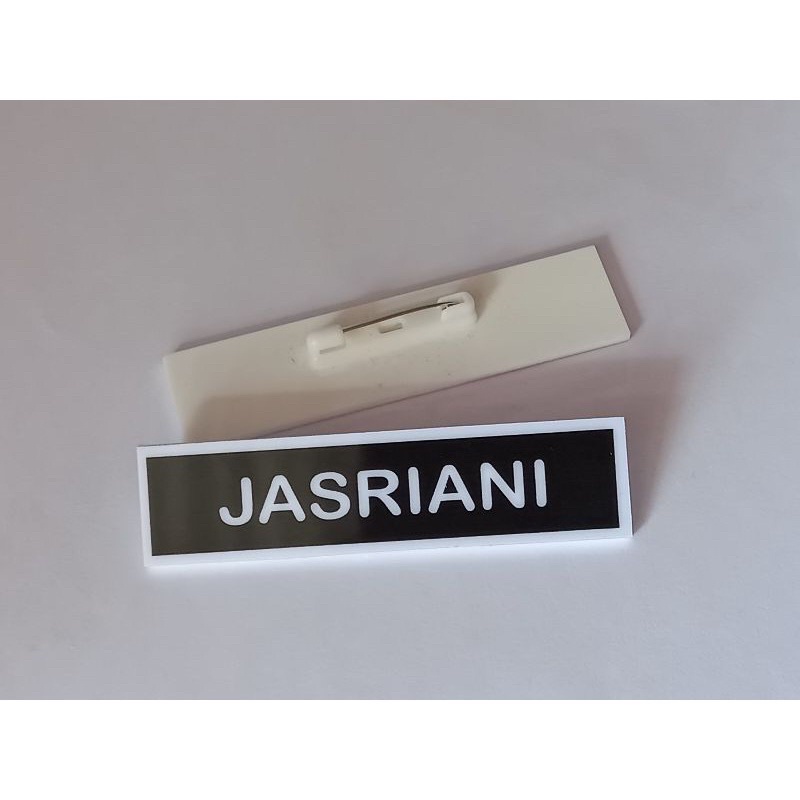 

( 1 HARI JADI ) PAPAN NAMA AKRILIK