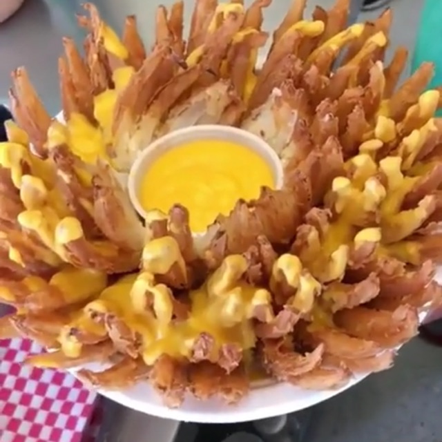 

Chesse Onion Fries