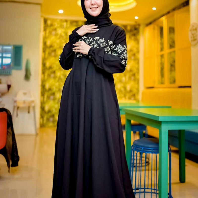Gamis Bordir Bahan Itycrepe | Gamis Itycrepe Bordir | Gamis by. Arini Collection