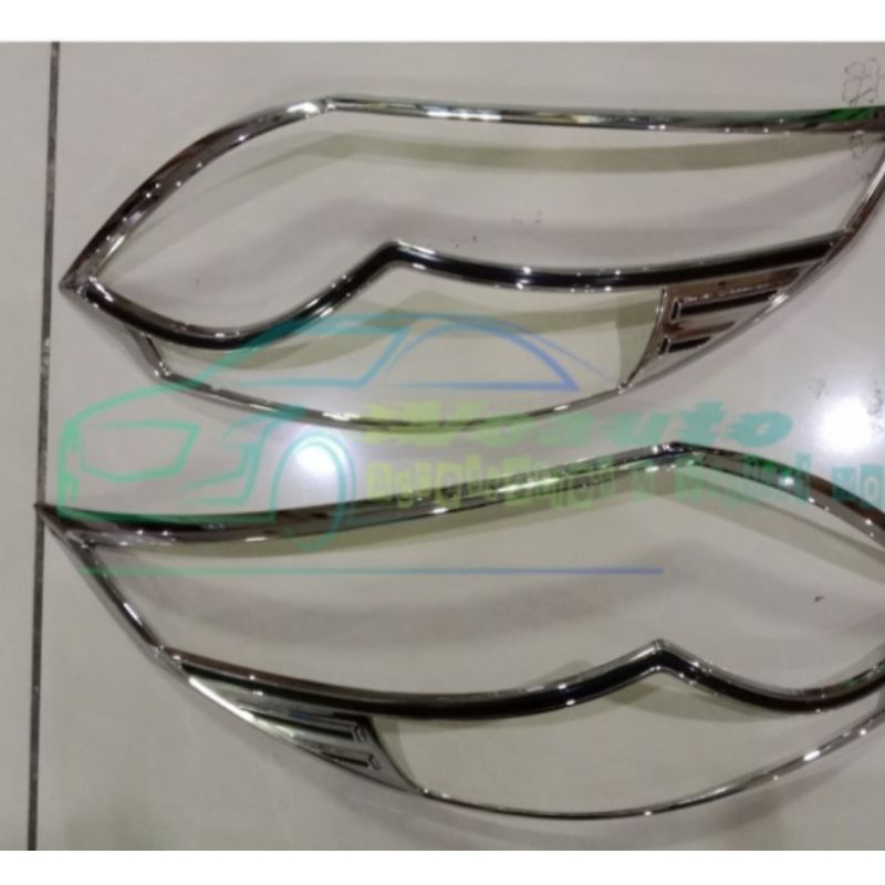 garnish lampu depan chrome Rush/ Terios 2015-2017