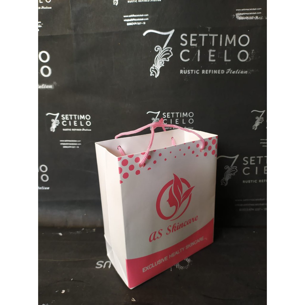 

Paperbag/Tas Kertas/Goodiebag/Souvenir Bahan ivory Warna Putih Free Desain