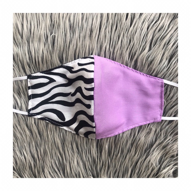 Masker kain motif zebra vs lilac