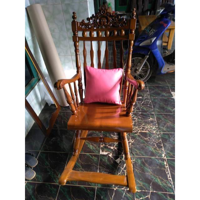 Kursi goyang kayu jati kursi murah bonus bantal Shopee Kursi goyang kayu jati kursi murah bonus bantal Shopee
