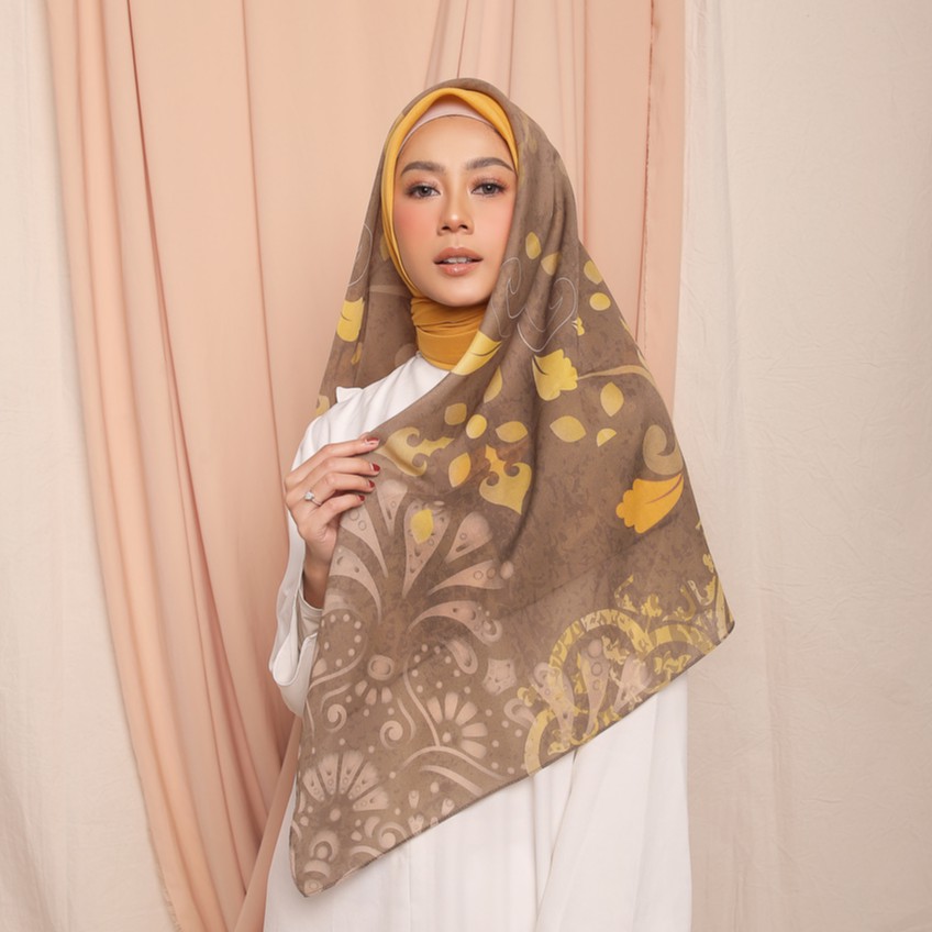 Diario - Kerudung Segi Empat Printing Collection-Medina Olive