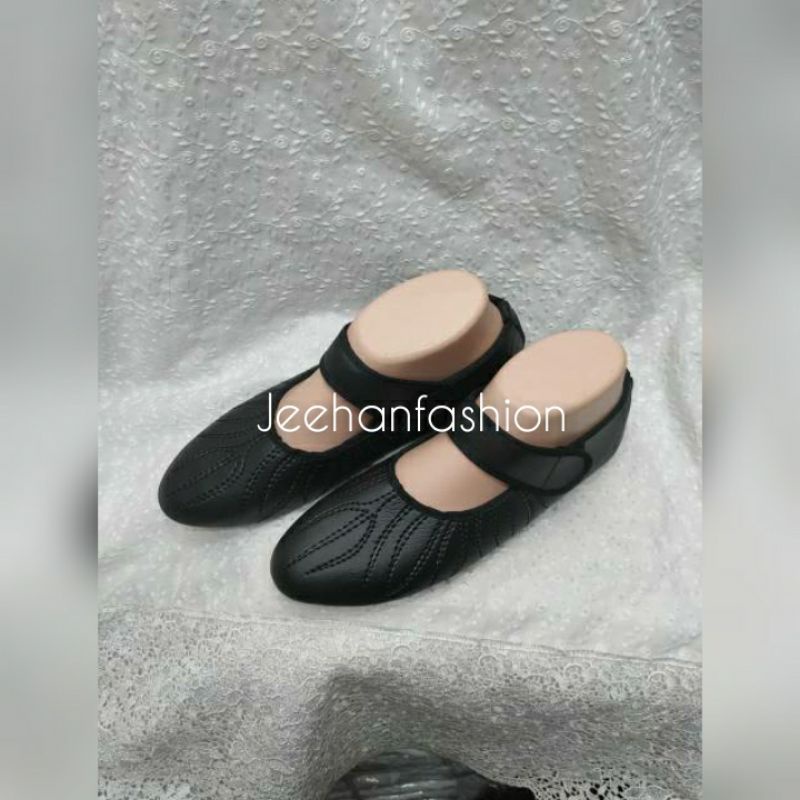 Sepatu tawaf perlengkapan haji dan umrah / Sepatu Santai / Sepatu wanita / Sepatu Traveling