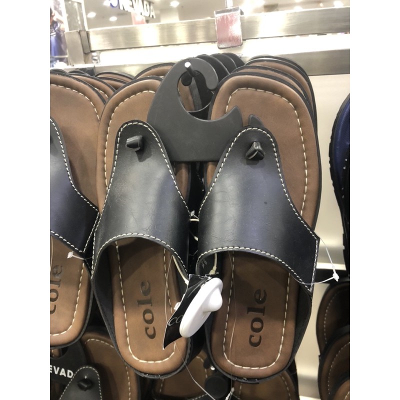sandal cole pria