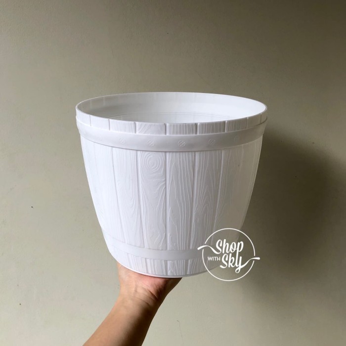 Pot Tawon 21 cm Putih Pot Bunga Kekinian Model Minimalis dan Bersih