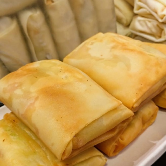 

Lumpia Salad frozen isi 10 pcs