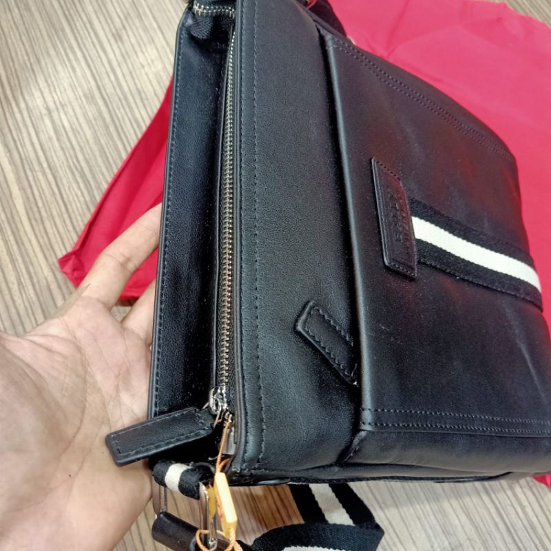 Tas Selempang Bally List Black White Crossbody Bag Super Mirror Quality