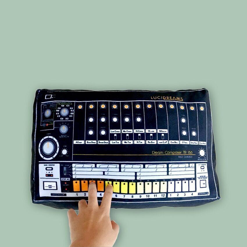 Bantal Synthesizer