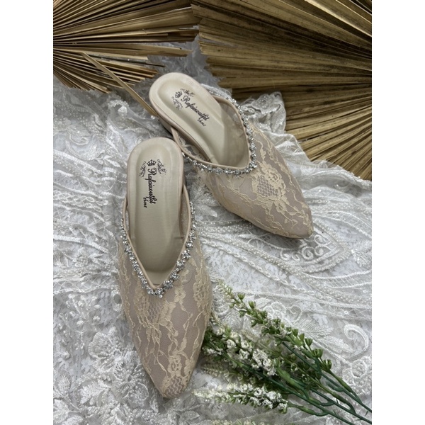 sepatu Rafaizoutfit sepatu wanita azwina cream tanpa tali 3cm tahu