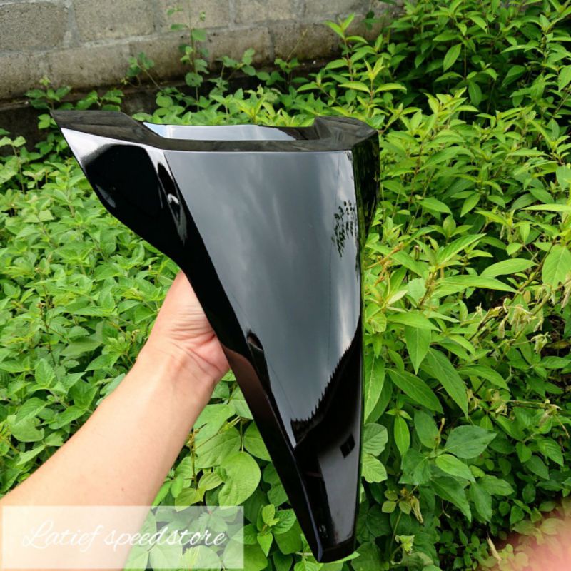 PANNEL DASI BUTA VARIO 125/150 NEW 2019-2021 HITAM GLOSSY