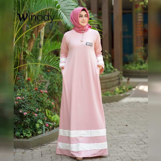 Dress Vans by Winody