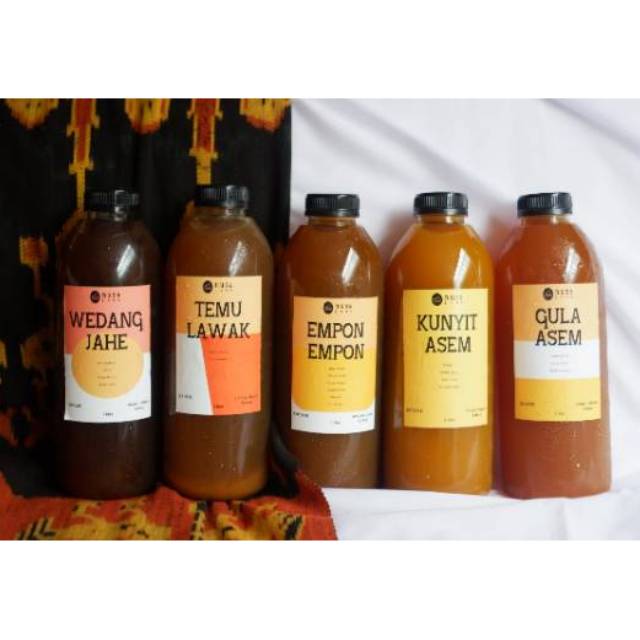 

Jamu Tradisional 1 liter by Nusa Jamu Empon Empon, Kunyit Asem, Wedang Jahe, Temulawak, Gula Asem