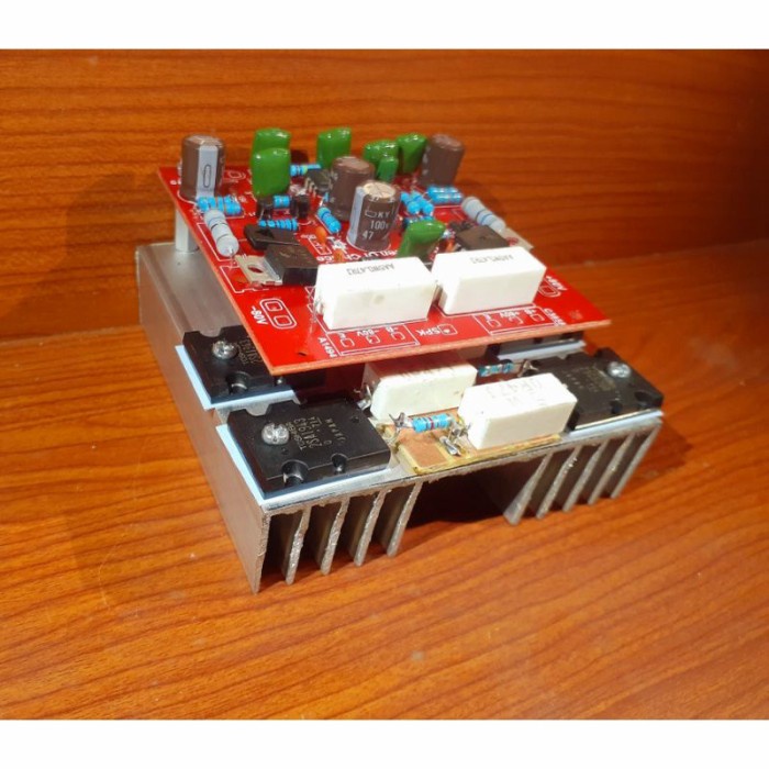 DRIVER SOCL 506  2 TRANSISTOR FINAL TOSHIBA 5200