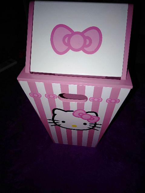 Tempat Sampah Hello Kitty