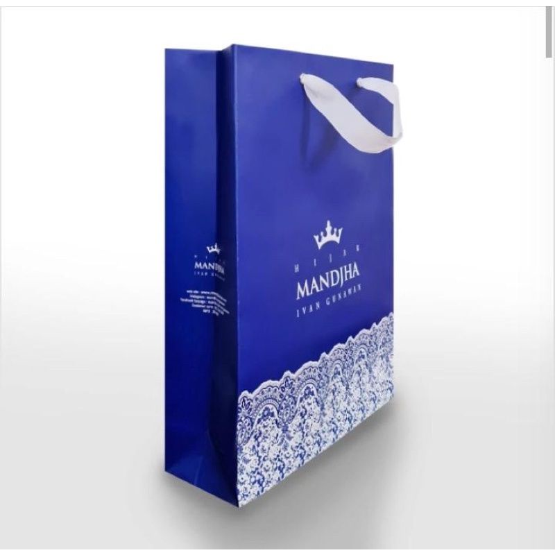 Paper Bag Kecil Hijab Mandjha Ivan Gunawan
