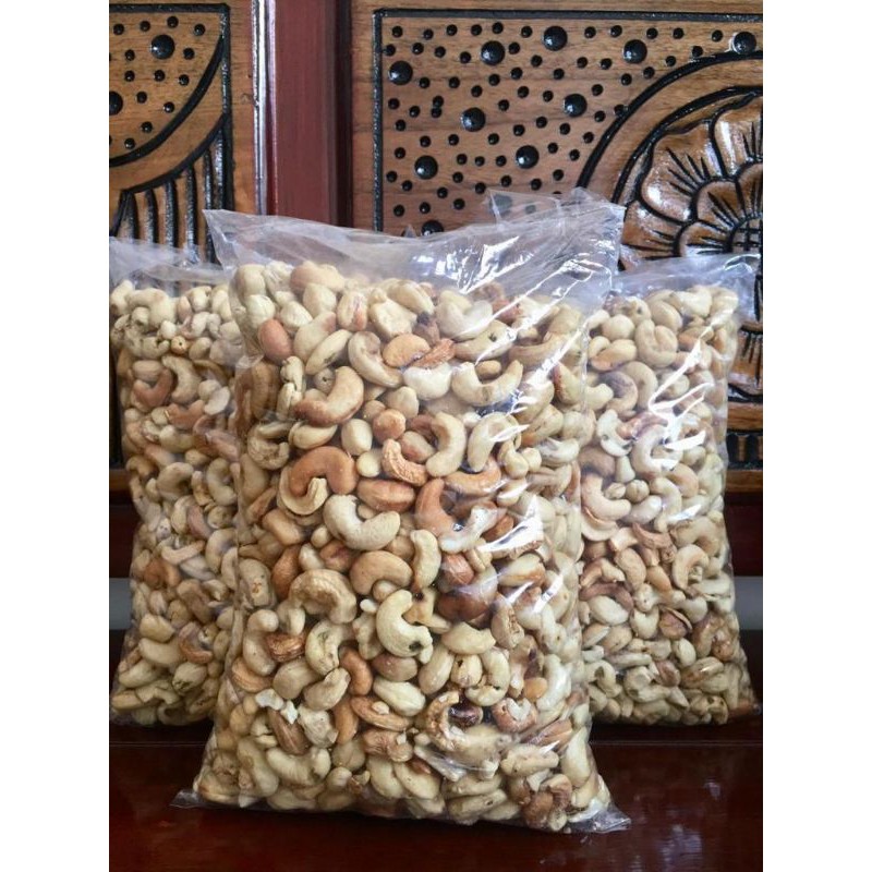 

kacang mete coklat