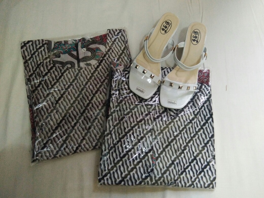 Maura Couple - Sania Ruffle Batik Couple Ori Ndoro Jowi Dnt Garansi Termurah Shopee  Selendang Merak