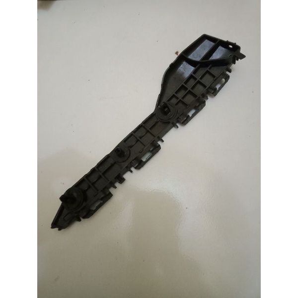 breket bemper belakang Yaris lele RH original