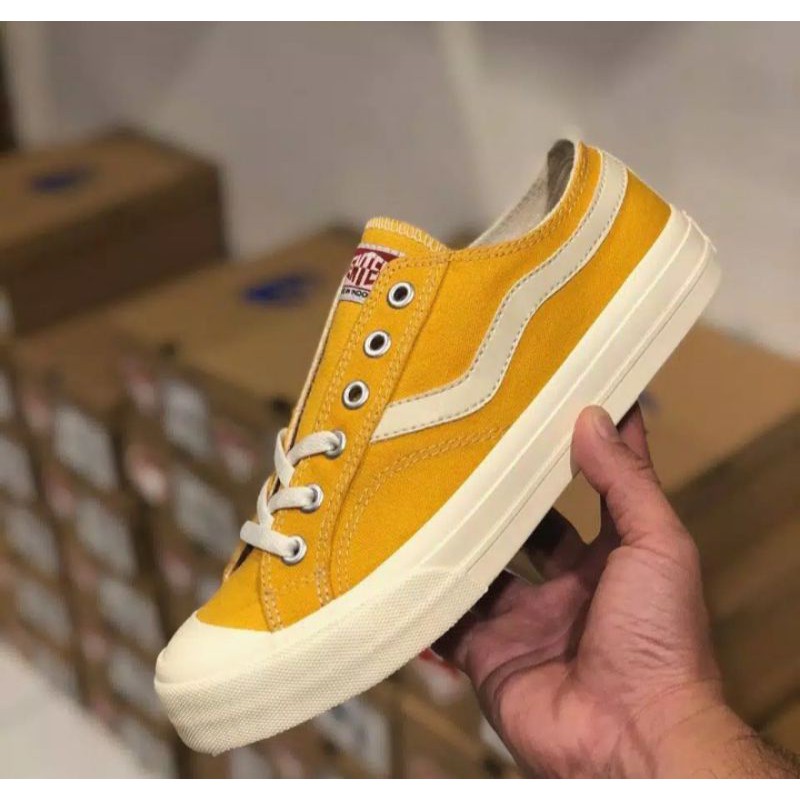 VENTELA PUBLIC LOW DARK YELLOW/ventela public/ventela original/sepatu ventela original/sepatuventela