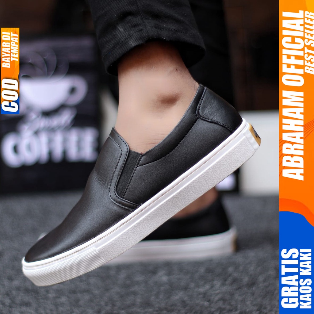 ABRAHAM Sepatu Slip On Casual Kulit Asli Hitam Pria