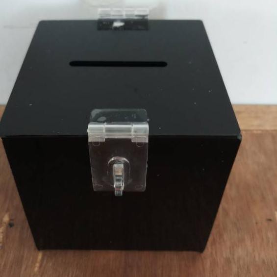 

Terlaris MINGGU INI>> Kotak amal warna HITAM 2mm 10x10x10cm ..{&_&}..