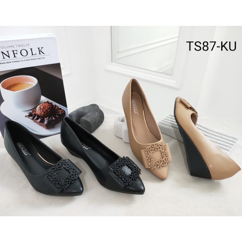 Wedges 3cm by Simoncelli snowy flory gasper import high quality fashion shoes sepatu kulit wanita ha