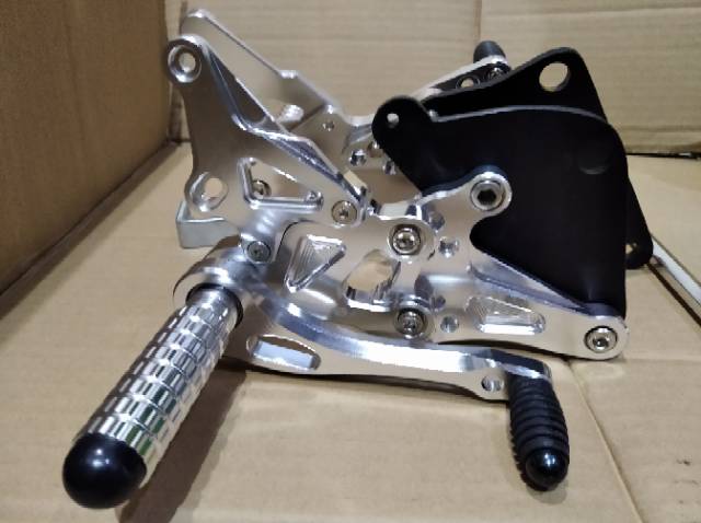 # underbone sonic + breket underbone sonic 150 gtr 150 underbon variasi sonic